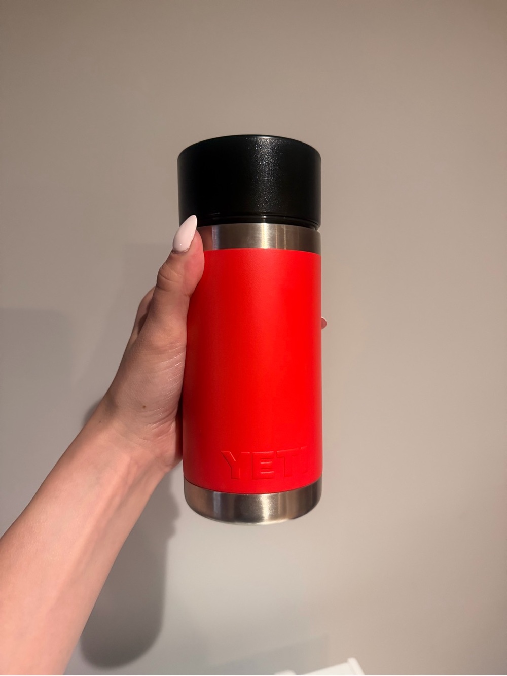 Yeti Travel Mug in Red with Black Lid